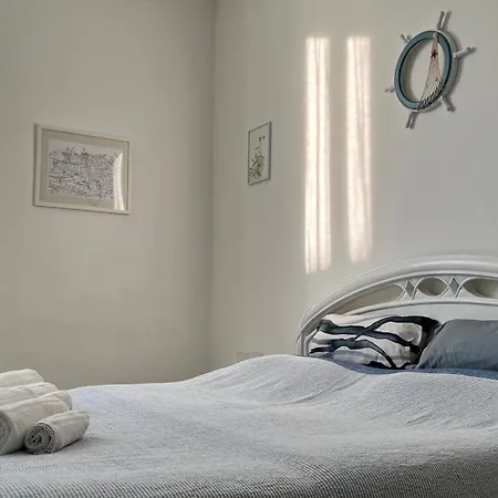 Oda ve Kahvaltı Ligustico Cenova